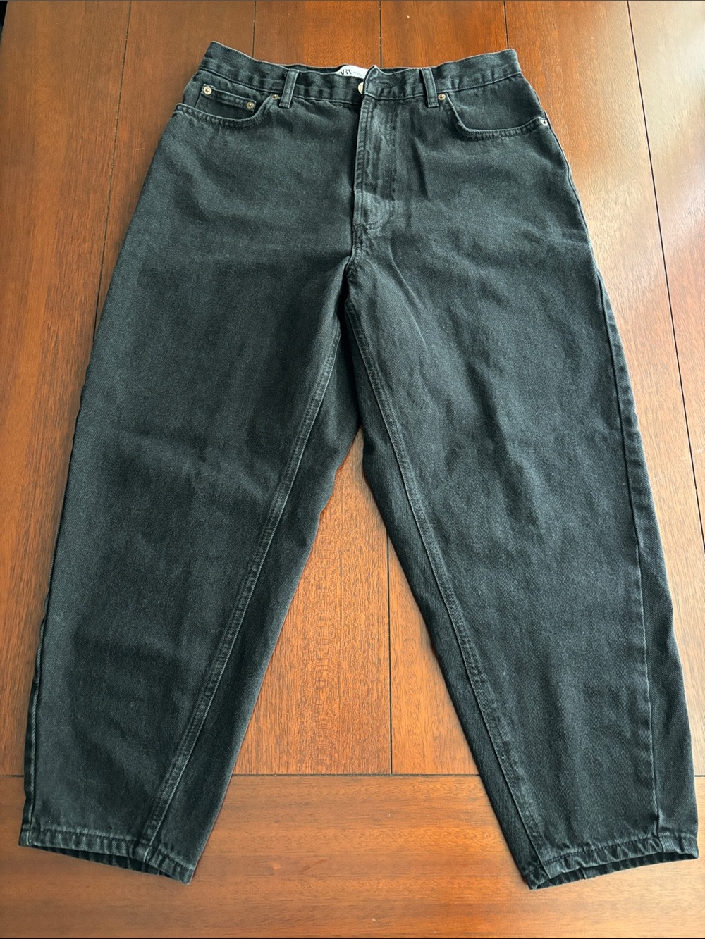 Zara Women's High-Rise Black Jeans Relaxed Fit Size 10
